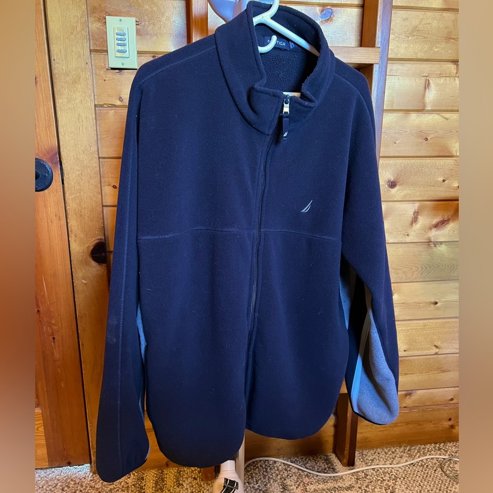 Men’s Nautica fleece jacket size XL